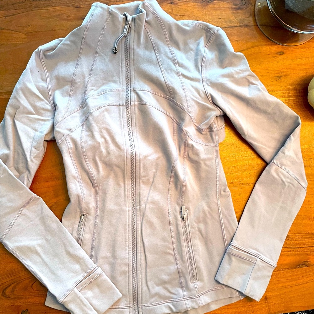 Lululemon define jacket size 6